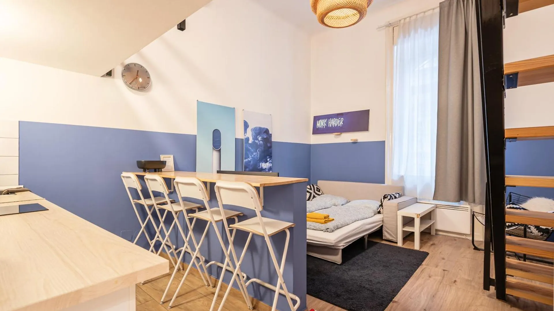 Cosy Studio In Central Party District W41 Blue Budapest